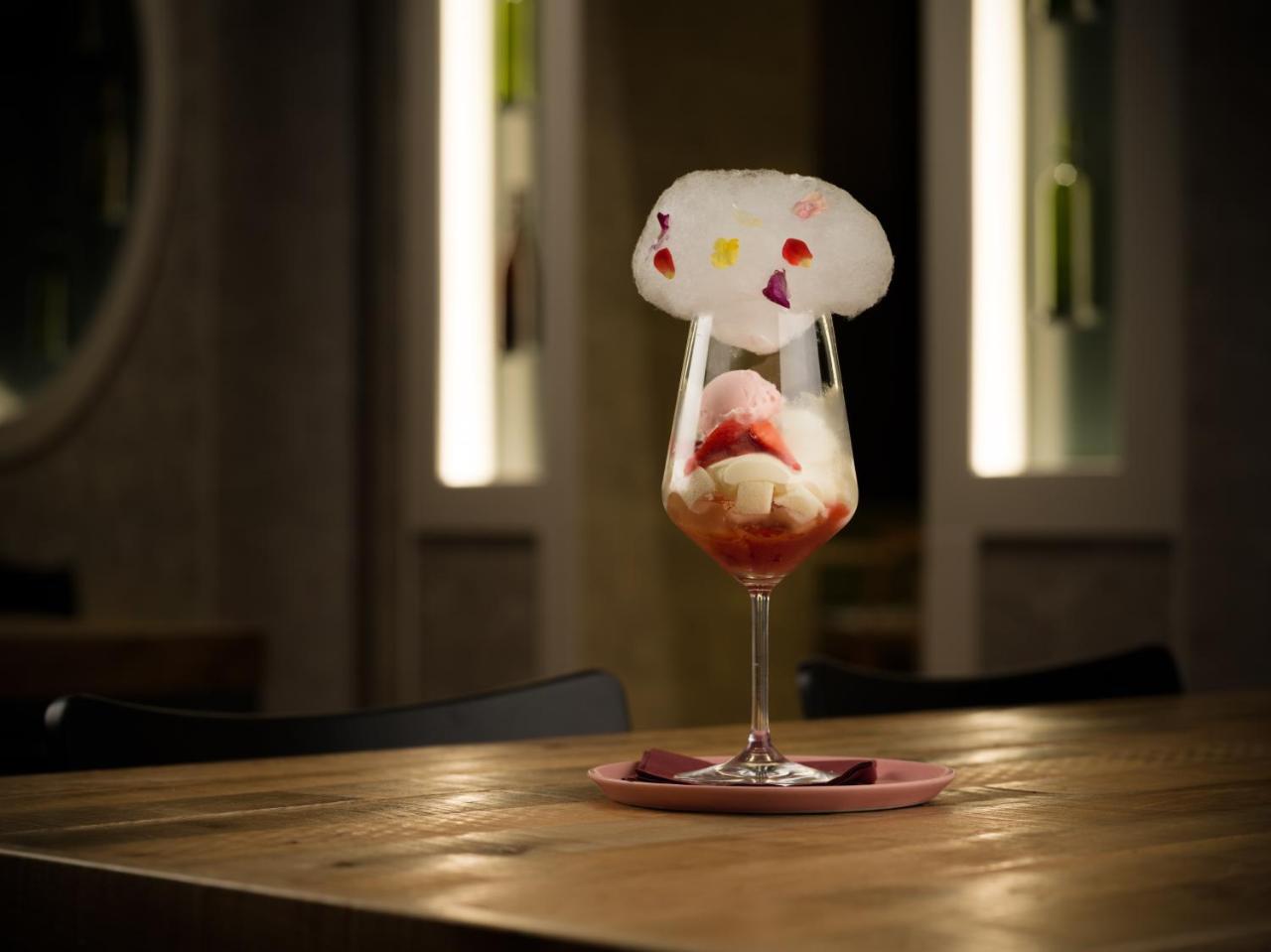 Omo7 Asahikawa By Hoshino Resorts ภายนอก รูปภาพ A dessert at the restaurant