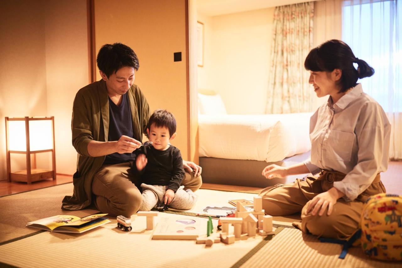Omo7 Asahikawa By Hoshino Resorts ภายนอก รูปภาพ A Japanese family
